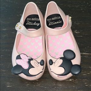 Light pink Mini Melissa size 7
